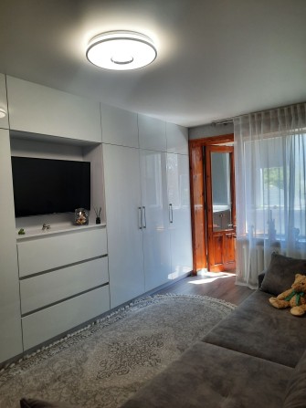 Продаж стильної 2- кімнатної квартири  в центрі м. Прилуки - фото 1