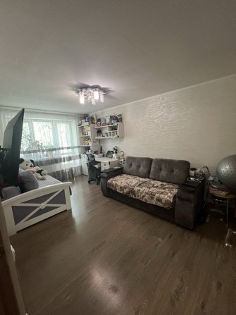 У продажу 1 кім. квартира, р-н  острова - фото 1
