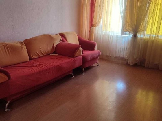 2 кімнатна чешка з автономним опаленням в центрі