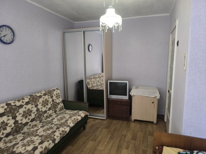 Продам однокомнатную квартиру 10500 - фото 1
