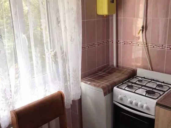 Продается трехкомнатная квартира. Центр Славянска. Слов'янськ