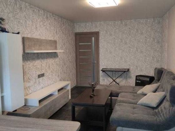 Продаж 3 к квартири в передмісті Солоницівка