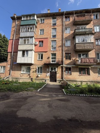 Продається 2-х кімнатна квартира в ЦЕНТРІ - фото 1