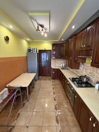 Продається 2-кімнатна квартира в ідеальній локації Трускавця | ! Продаж можливий за державними прогр - фото 1