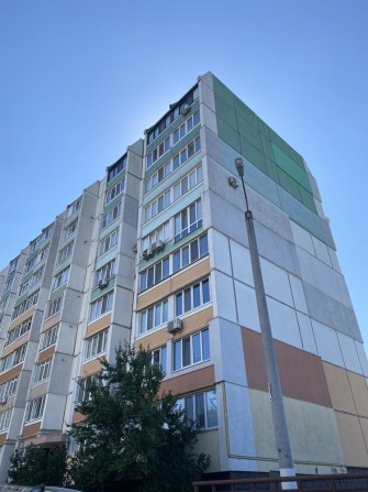 Простора 3 -х кімнатна 96.1 м кв квартира - фото 1