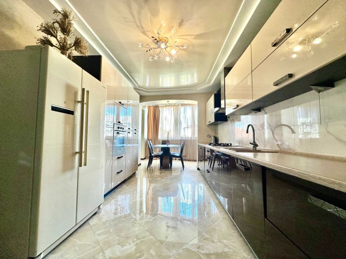 Продаж 3-кімнатної квартири в центрі Трускавця! - фото 1