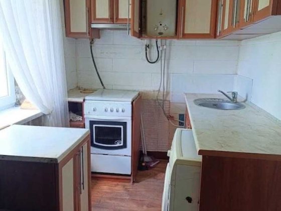Срочно продам 1 комнатную квартиру Чугуев