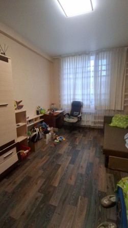 Чугуев Продам 3х ком.квартиру - фото 1