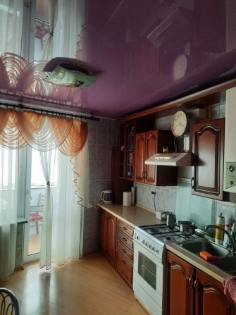Трьохкімнатна шикарна  квартира - фото 1