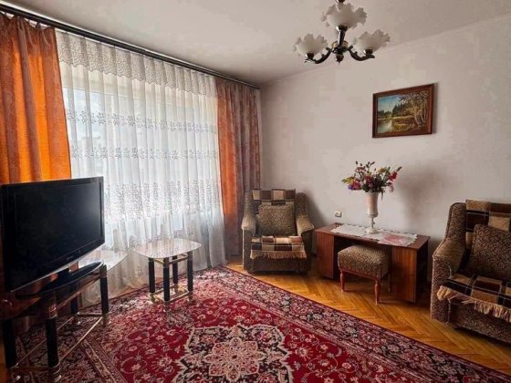Продам 2 кімнатну квартиру по вул.Сокальській. Шептицький
