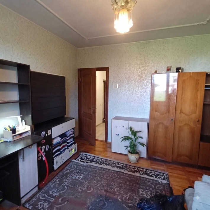 продам 3 комнатную квартиру улучшенка в Чугуеве - фото 1