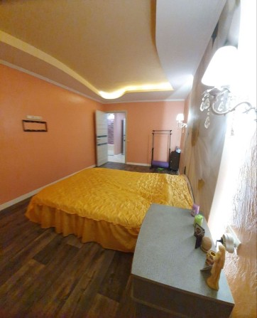 продам в Чугуеве 2х комнатную квартиру - фото 1