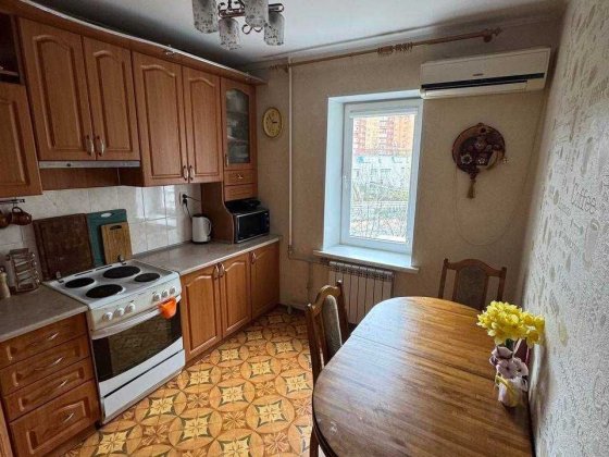 Продаж великої 4-х кімнатної квартири 87,3 м² з меблями та технікою! Набережна Енергетиків 37 (Власн Южноукраинск