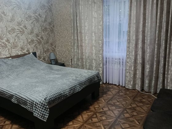 Продам квартиру 1кімнатна перший поверх Бар