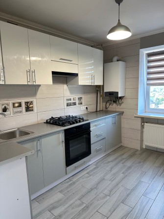Продаж 3-кімнатної  квартири в Тульчині - фото 1