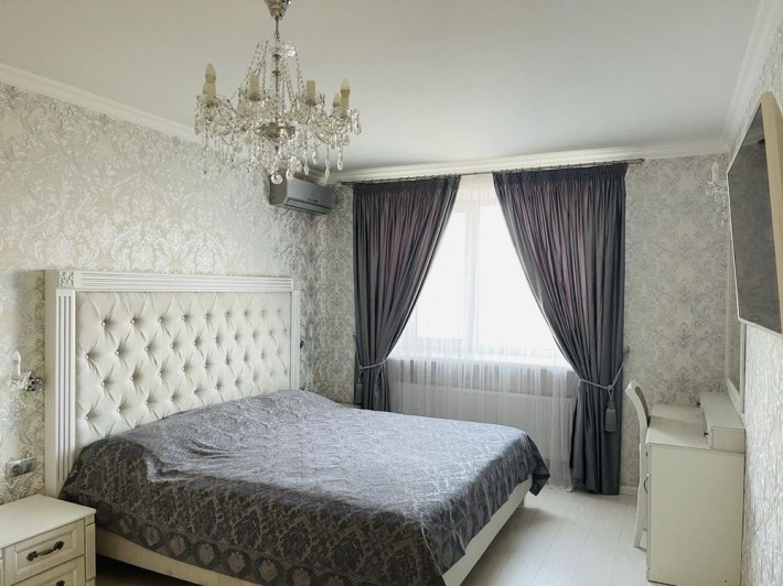 Продажа квартиры с ремонтов в ЖК Днепровская Брама - фото 1