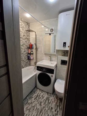 Продам 2-х кімнатну квартиру - фото 1