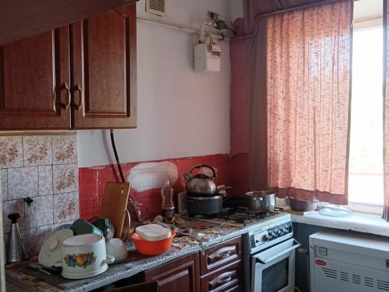 Продам 2- х кімнатну квартиру в смт.Черняхів Черняхов