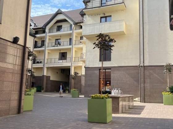 Продається простора 2-кімнатна квартира в Тячеві Тячев