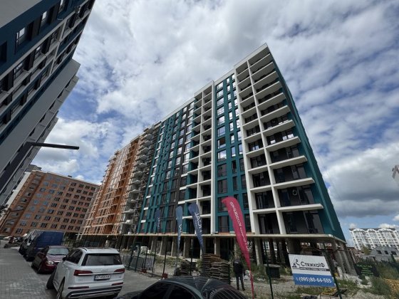 Терміновий продаж 1-кімнатної квартири-студії 35 м² у сучасному ЖК Криховцы