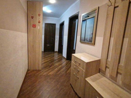 Продаж 2 кім квартири з ремонтом в новобудові Микитинці