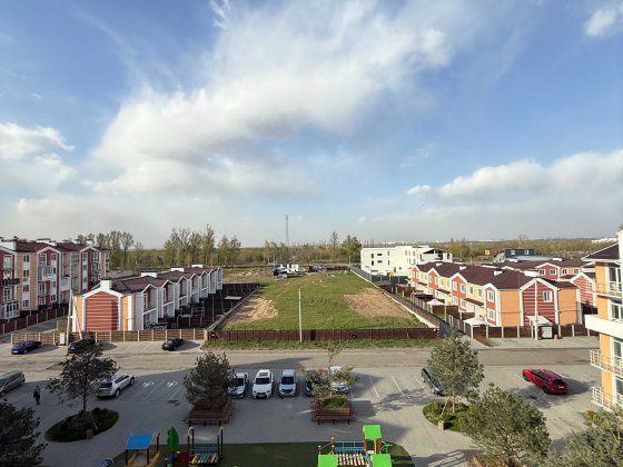 Трикімнатна квартира дворівнева | Газове опалення | Частковий ремонт|
