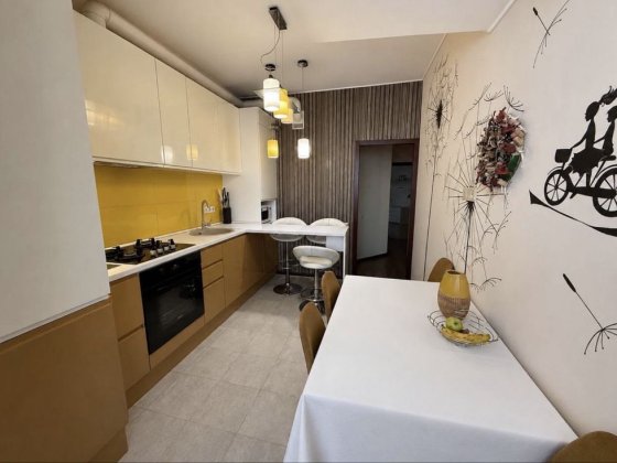 Продам 2к квартиру з ремонтом, меблями та технікою 61,5м2 в ЖК Петрівський квартал