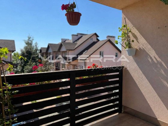 Квартира 100м2, 4 кімнати, газ.опалення, Продаж 2-рівневої квартири, Святопетрівське Святопетрівське