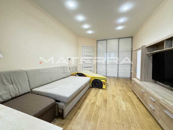 Продаж 1-к квартири 40,7 м² з ремонтом ЖК Перший Парковий Білогородка Белогородка