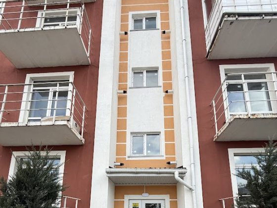 Продаж 3-кімнатної квартири у Білогородці