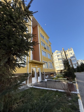 Трикімнатна квартира у закритому жк, ГАЗ! ТЕРМІНОВО! Сертифікат! - фото 1