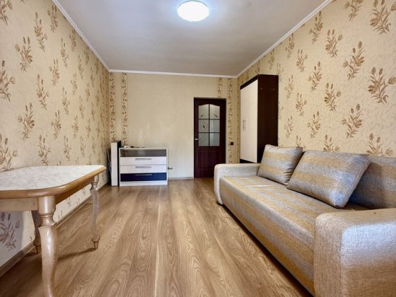 Продаж однокімнатної квартири з великою лоджією, 59м2, біля парку на газу ! Ворзель