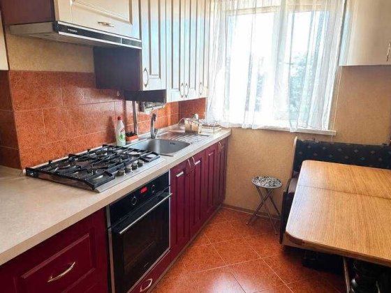 Продам 2 к з ремонтом Немешаево
