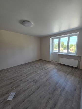 Продам квартиру з новим ремонтом в Горенці - фото 1