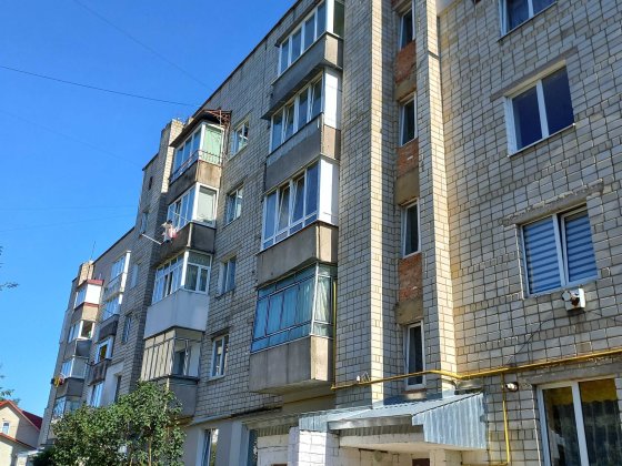 Продам двокімнатну квартиру м.Самбір Самбор