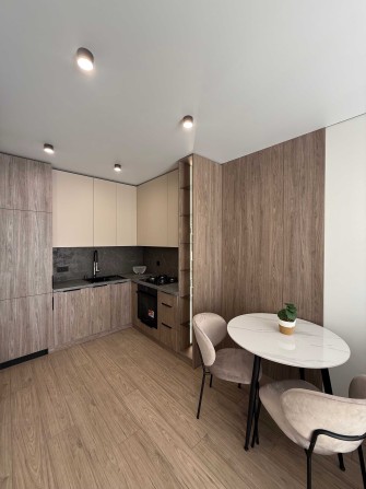 Продаж квартири в новобудові ЖК Avalon Holiday, вул. Героїв Майдану 11 - фото 1