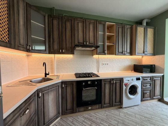 Продаж 1-кімнатної квартири 45 м.кв., в. Винна Гора ЖК Затишний двір Винники