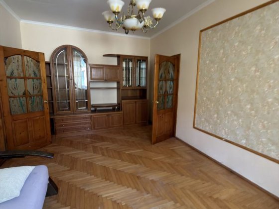 Продаж 2 - кім квартири Новояворівськ Новояворівськ