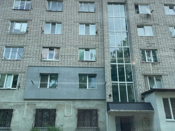 Продається 2-х кімнатна квартира Новояворівськ