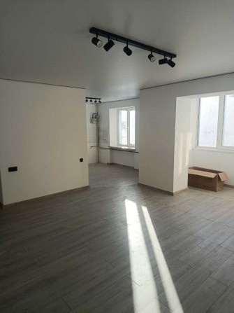Продам 1 кімнатну квартиру - фото 1