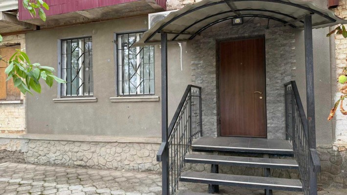 3-кім., квартира 55 м2,окремий вхід+паркування м.Снігурівка - фото 1