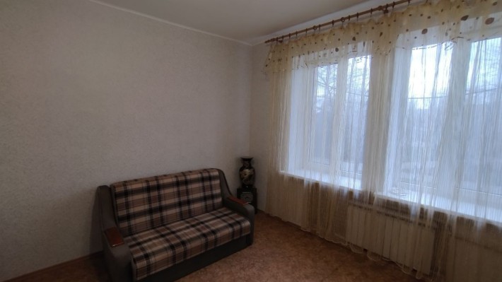 1 комнатная квартира, продам, 2 этаж, остановка Сахарный - фото 1