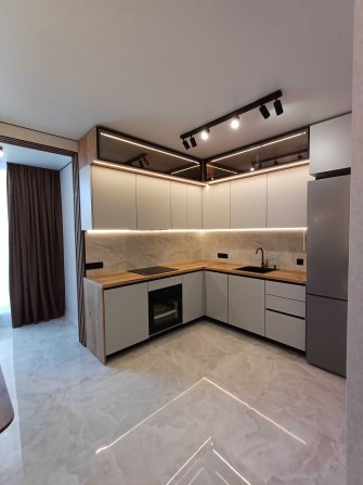 1-комнатная квартира 42.5 м² в ЖК Акварель-8 / Таирова. Новый ремонт, 65тыс! - фото 1
