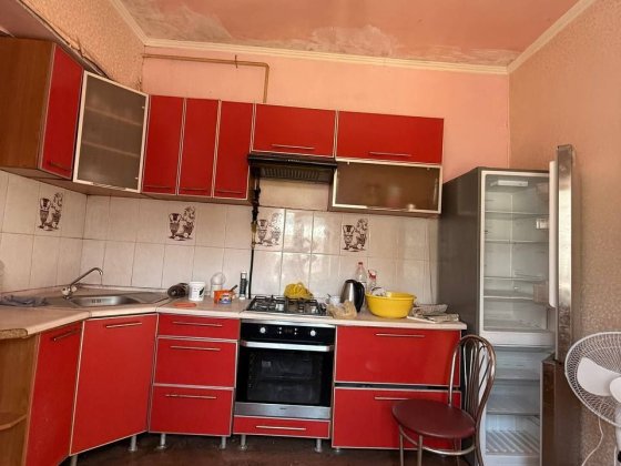 Продам однокомнатную квартиру 40 м.кв  в пгт Великодалинском,Одесская область, пригороде Одессы и Че Великодолинское