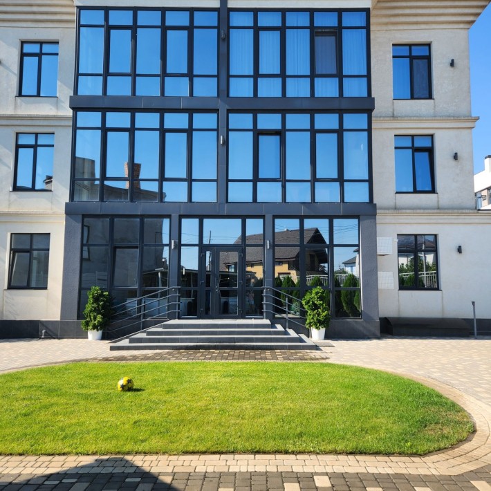 Продам 1-ю квартиру в малоквартирном доме. Кристал Хаус - фото 1