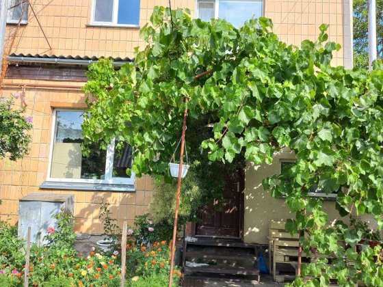 Продається в м.Хорол 3-кімнатна квартира в 2-х рівнях. Хорол