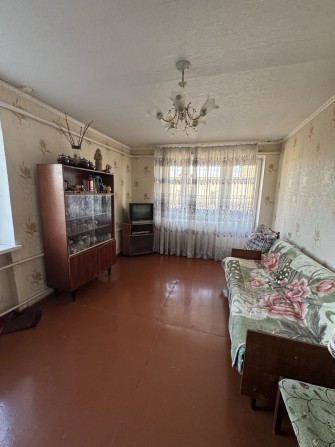 Продам 4-х кімнатну квартиру в Новій Водолазі - фото 1