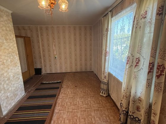 Продам однокімнатну квартиру на землі Первомайск