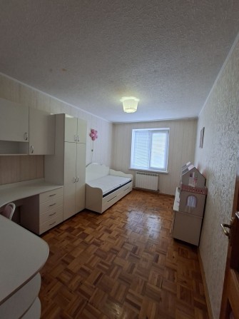 Продам велику 3х кімнатну квартиру, вул.Рожева. - фото 1