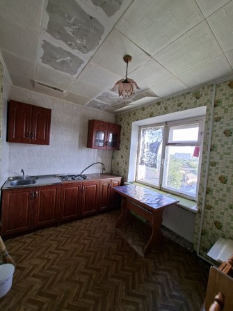 Продам 2х кімнатну квартиру/5/5,цегляний будинок, район  вул.Нацгвардійська - фото 1